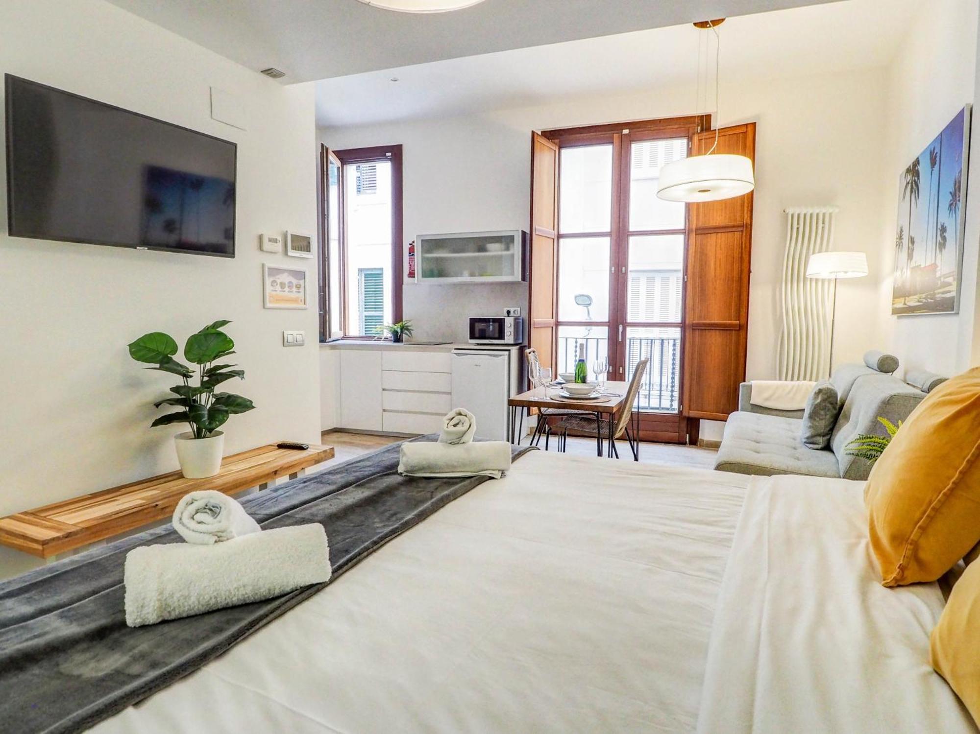 The Green Oasis By Hello Homes Sitges Esterno foto
