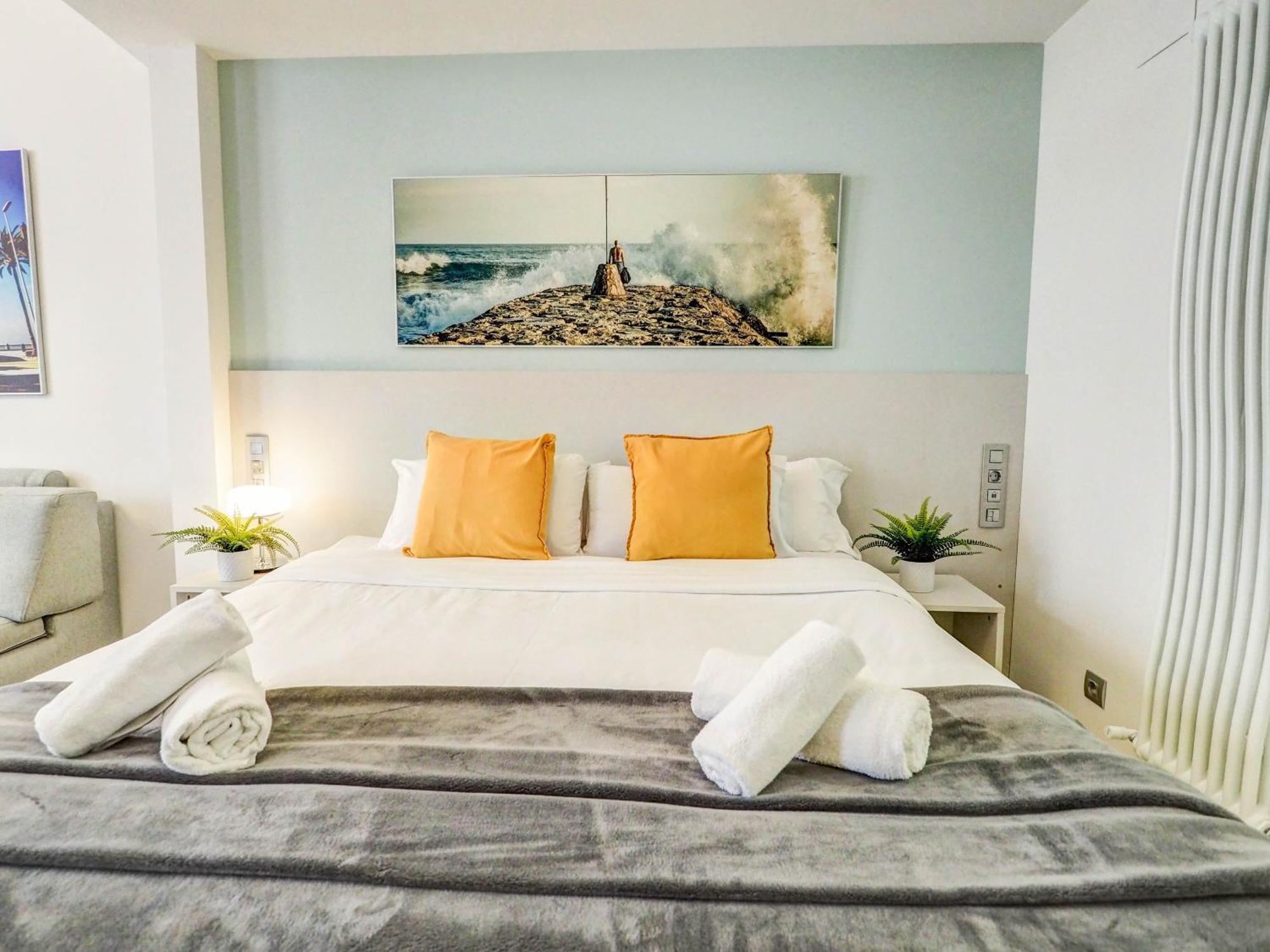 The Green Oasis By Hello Homes Sitges Esterno foto